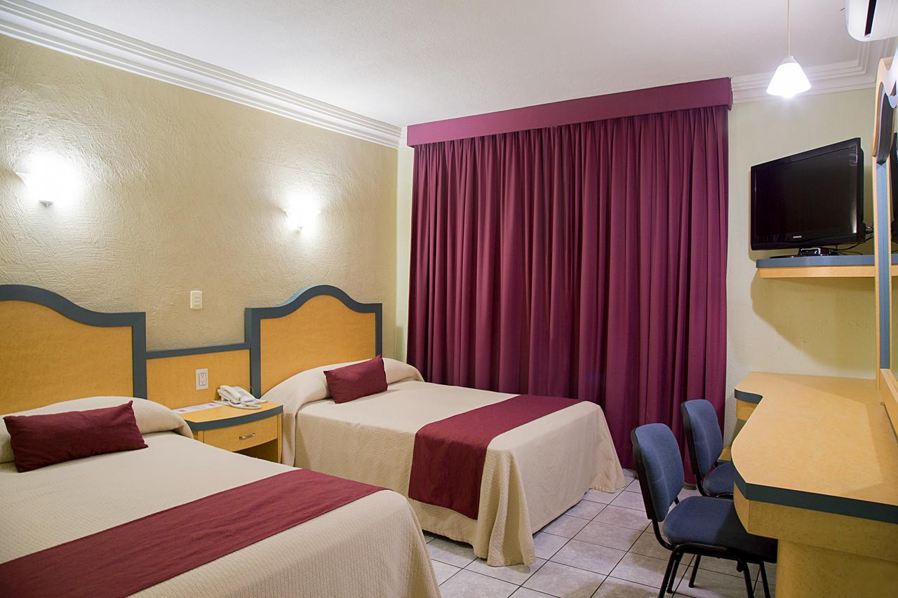 Hotel Madrid Minatitlan Luaran gambar