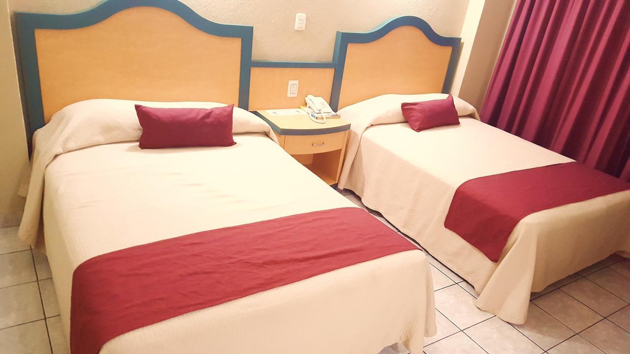 Hotel Madrid Minatitlan Luaran gambar
