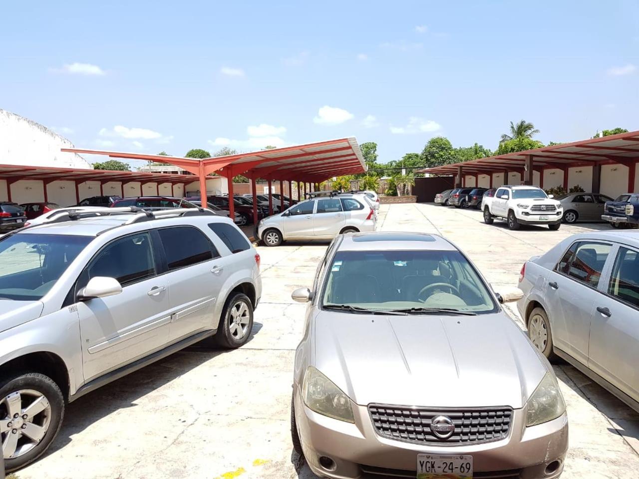 Hotel Madrid Minatitlan Luaran gambar